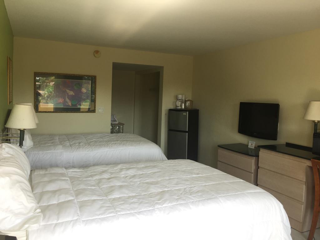 Curtis Inn & Suites Hollywood Exteriör bild